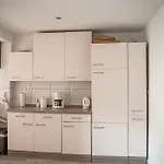 Haus Morgentau Mit Garten In Zentraler Lage *