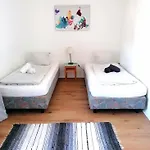 別荘 Haus Morgentau Mit Garten In Zentraler Lage