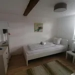 Haus Morgentau Mit Garten In Zentraler Lage カッセル