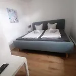 Haus Morgentau Mit Garten In Zentraler Lage 別荘 *