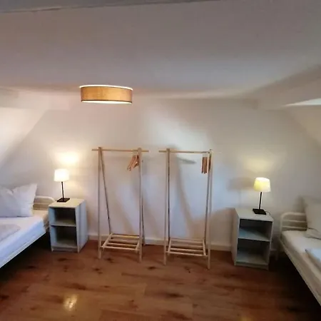 Haus Morgentau Mit Garten In Zentraler Lage *