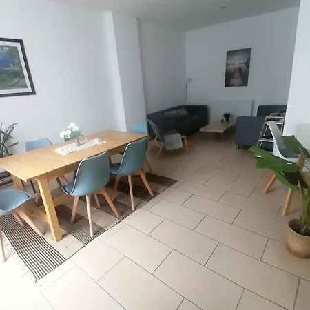 Haus Morgentau Mit Garten In Zentraler Lage Holiday home