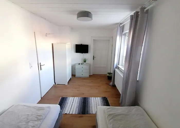 Haus Morgentau Mit Garten In Zentraler Lage *