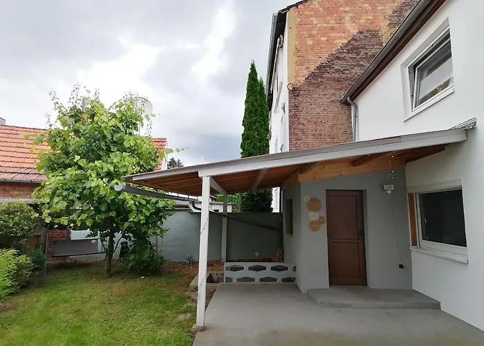 Haus Morgentau Mit Garten In Zentraler Lage Semesterbostad